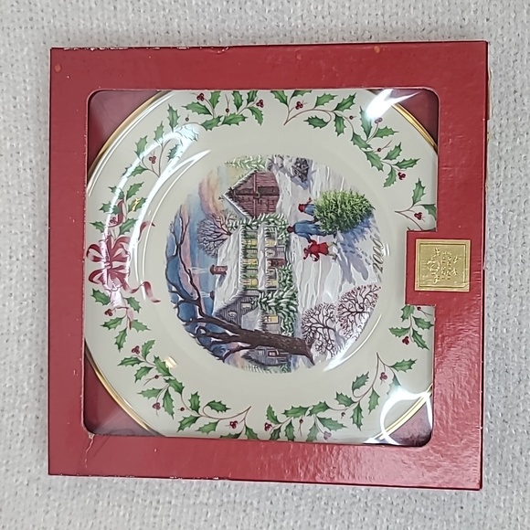 Lenox VTG 2000 Annual "Bringing Home Christmas" Holiday Collector Plate NIB/NWT - Picture 15 of 17